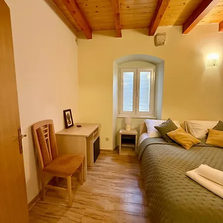 Apartment Kala *